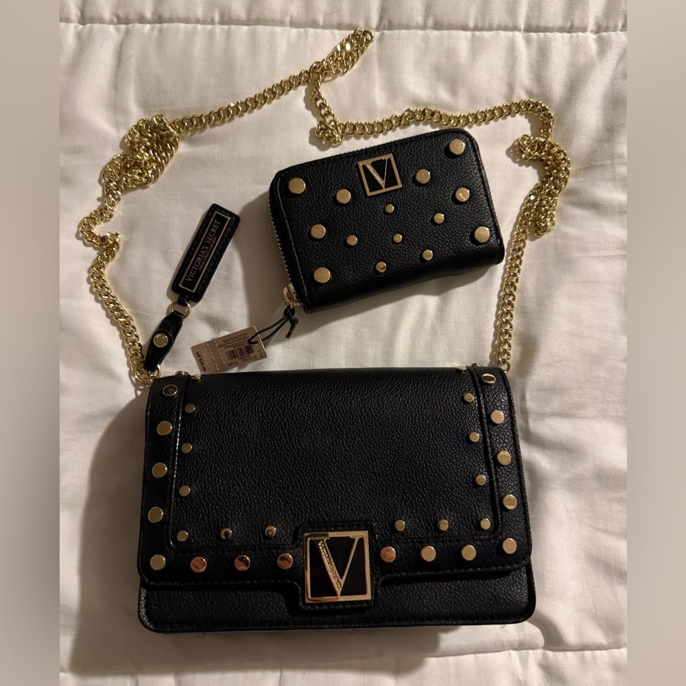 Victoria’s Secret purse and wallet 💕💕💕